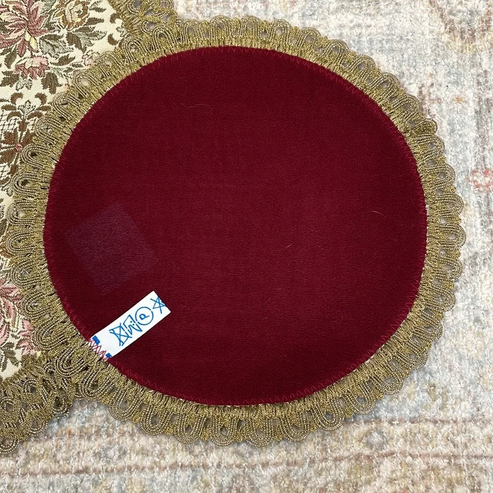Vintage table toppers